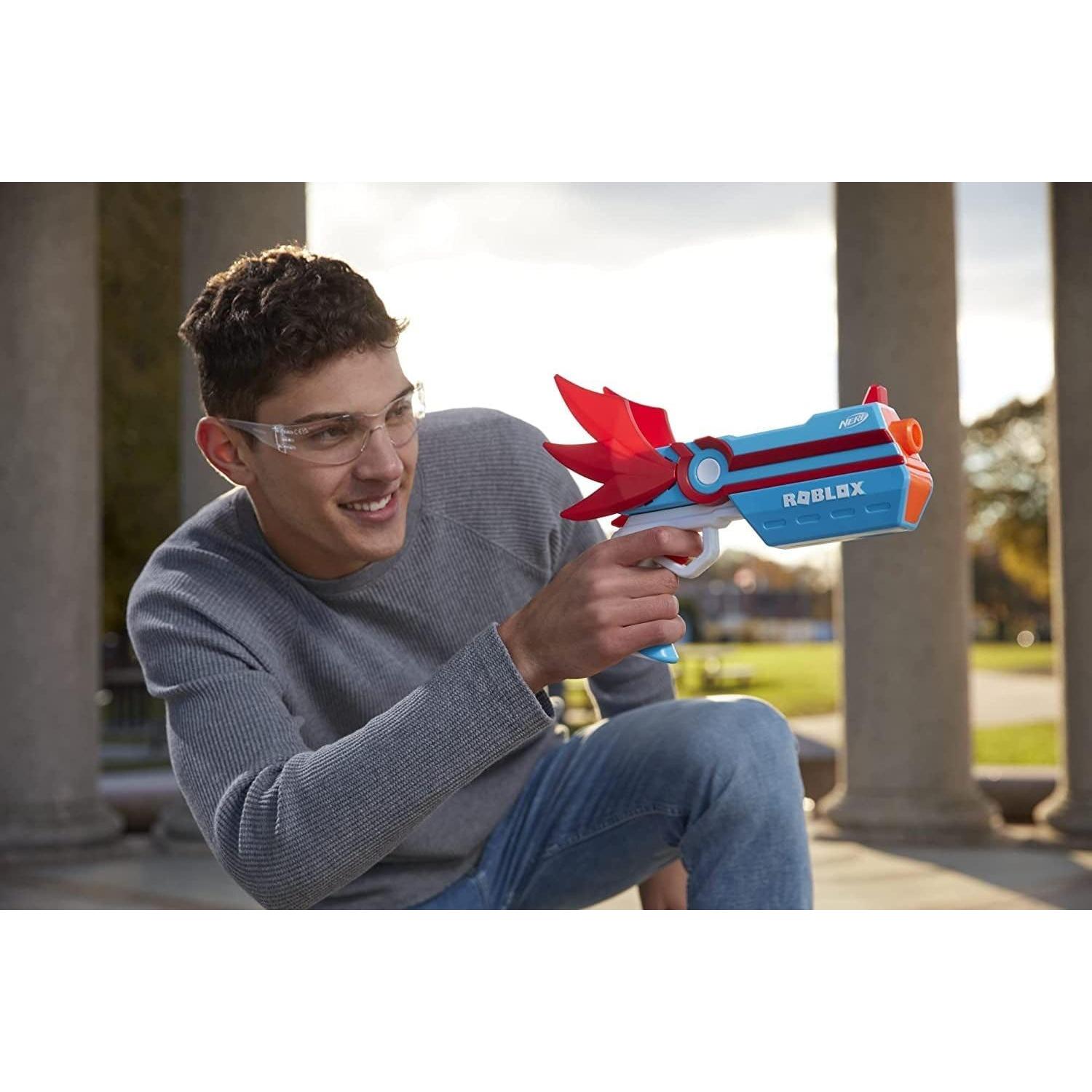 Nerf Dartbringer Roblox MM2 Hasbro 448g 30.5x6.4x20.3cm