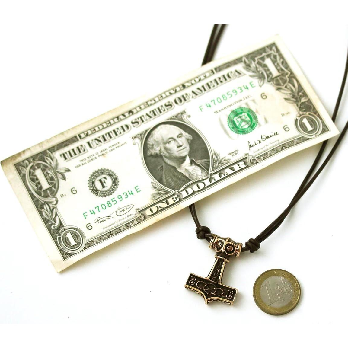 Colgante Martillo de Thor Mjolnir Bronce LynnAround 3.6cm