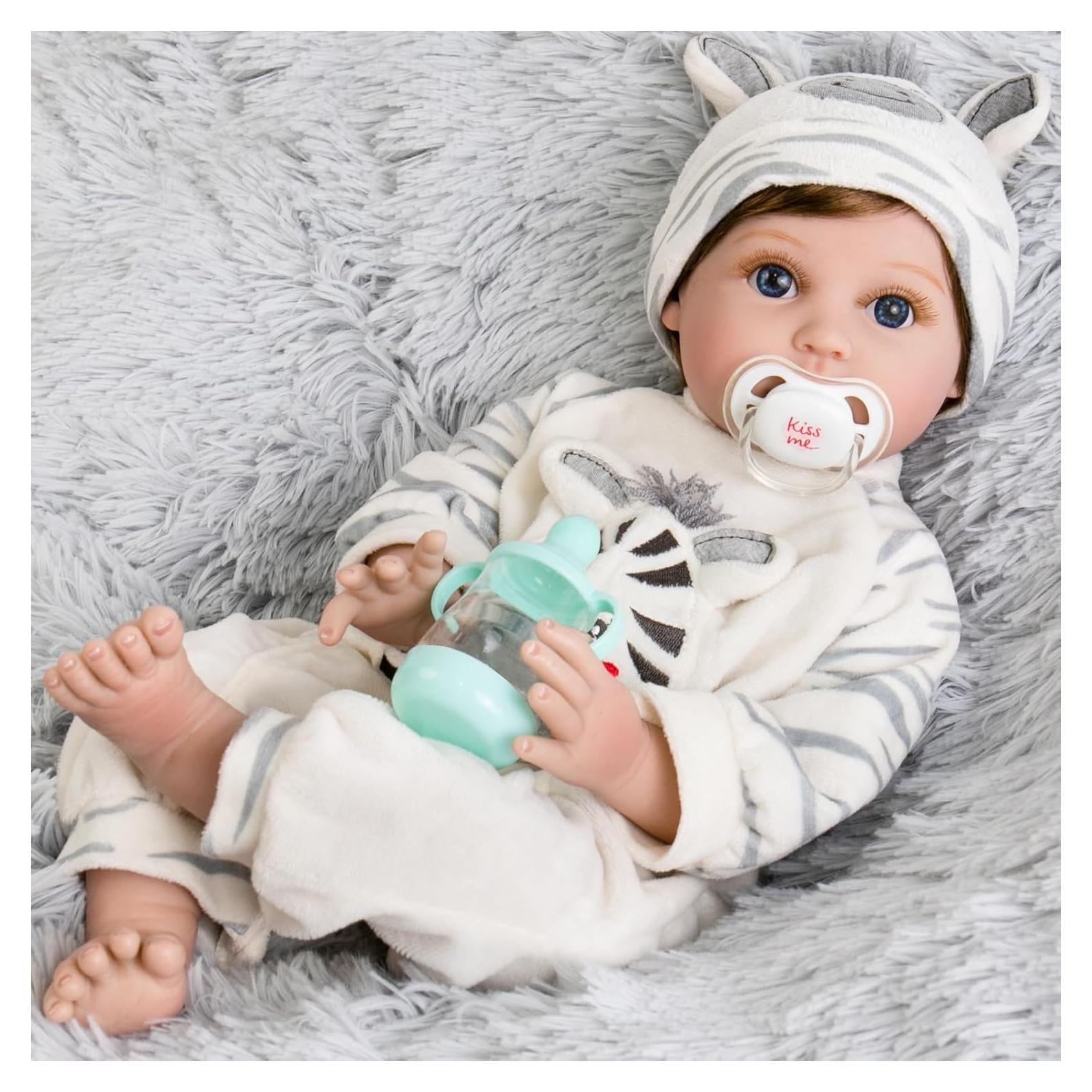 Muñeca Reborn Aori 22" (55.88 cm) Realista con Ropa de Cebra