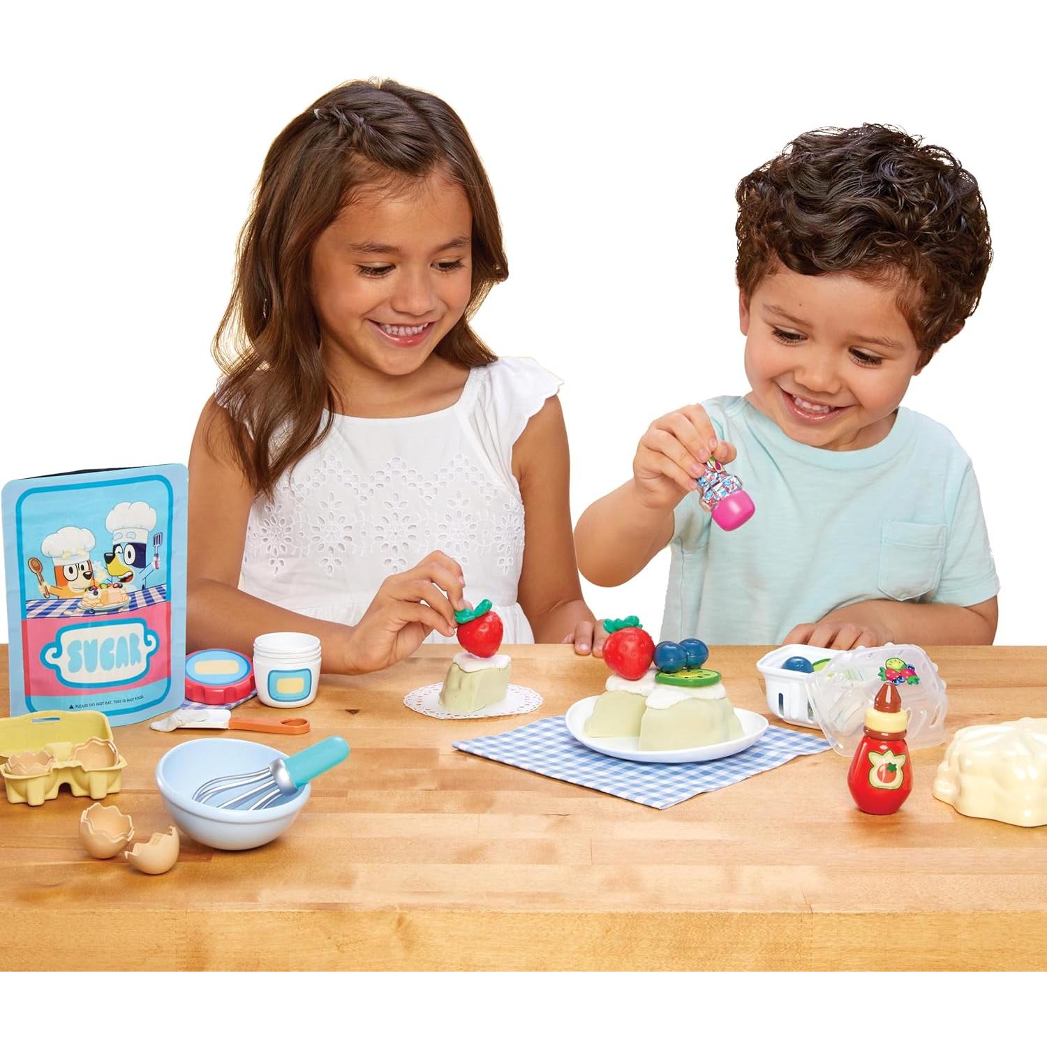 Kit de Cocina Pavlova Bluey Little Tikes 15 Accesorios 3+ Años