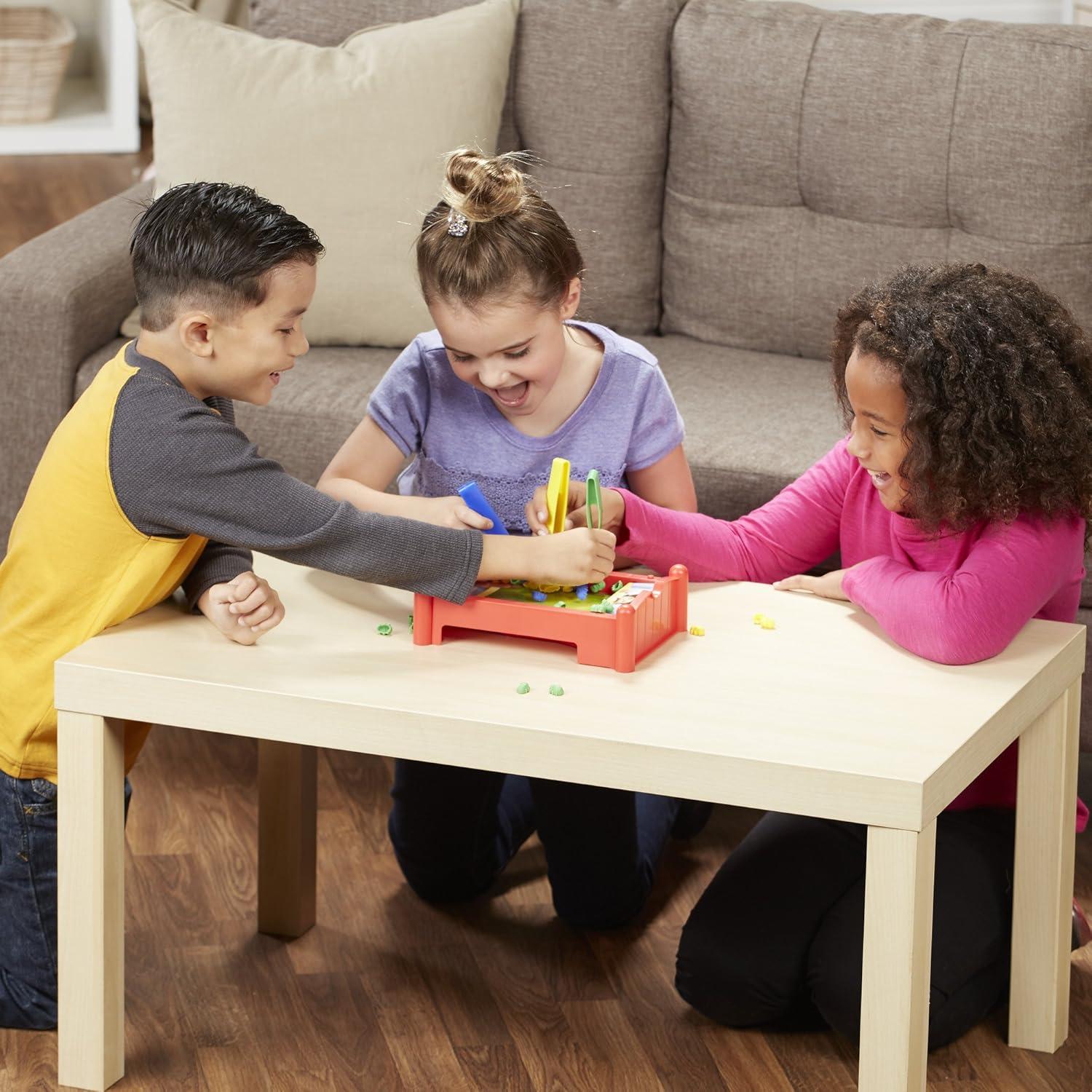 Juego de Cucarachas en la Cama Hasbro - Diversión para 2 a 3 Jugadores