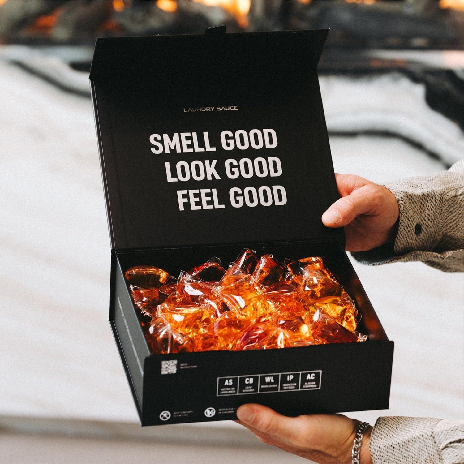 Detergente para Ropa Salsa de Lavandería 69 Paquetes + Aumentador 311ml Sándalo