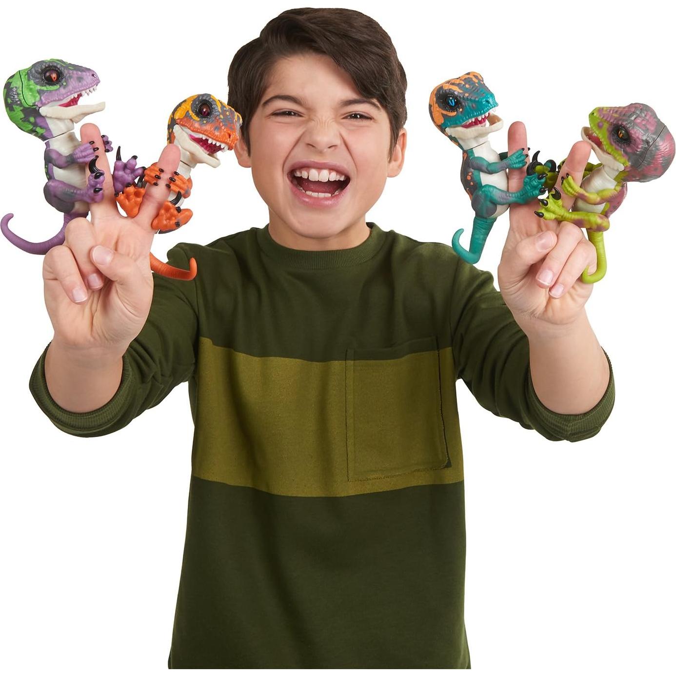 Dinosaurio Interactivo Blaze Fingerlings - Raptor Indomable Naranja