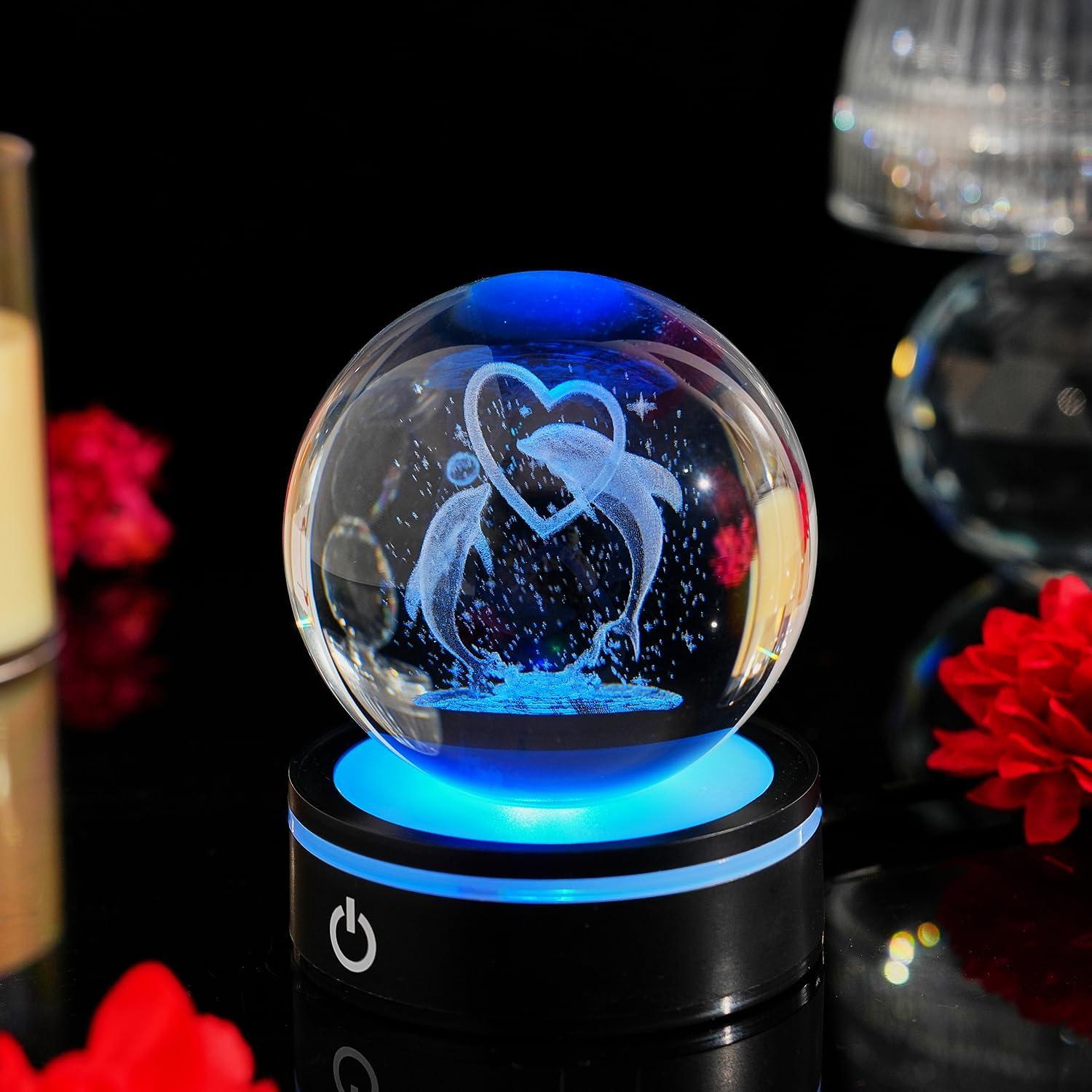 Esfera de Cristal 3D Delfín con Base LED 8cm - Decoración