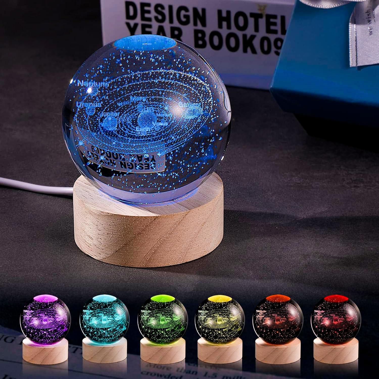 Bola de cristal 3D Coyoohouse Saturno con base de madera