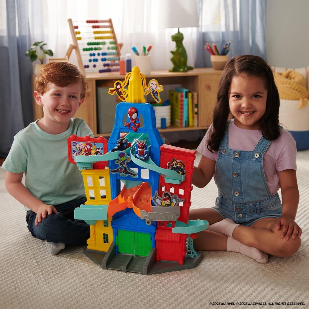 Set de Pista de Ciudad Marvel Spidey 60.96 cm con 2 Vehículos