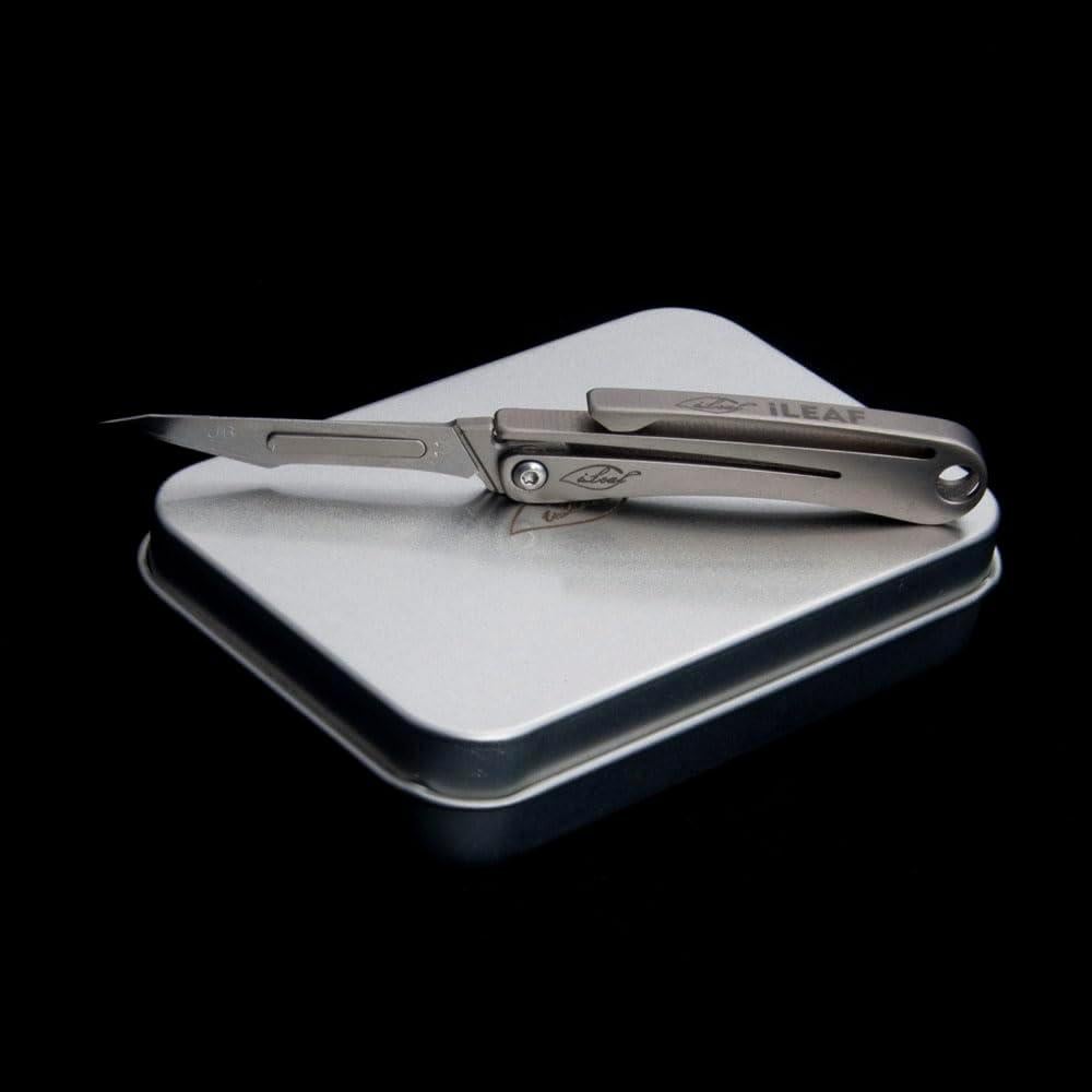 Cuchillo Utilitario ILEAF IL57 de Titanio con 10 Cuchillas