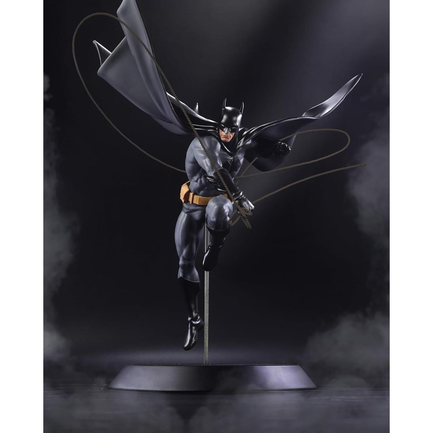 Estatua Batman Dan Mora 1:6 McFarlane Toys 39,37 cm