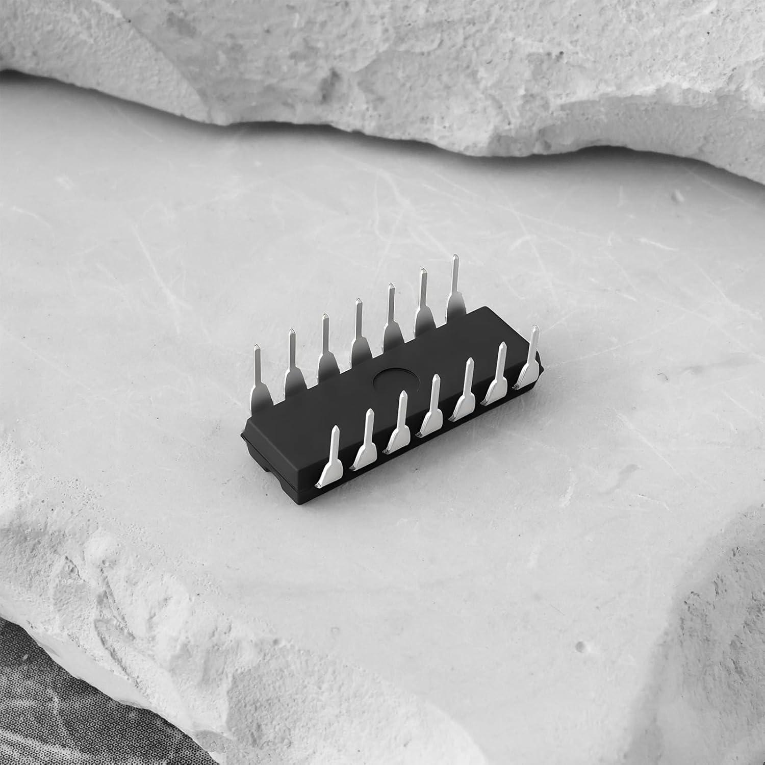 20 IC Comparadores de Voltaje LM339N Cuádruples DIP-14