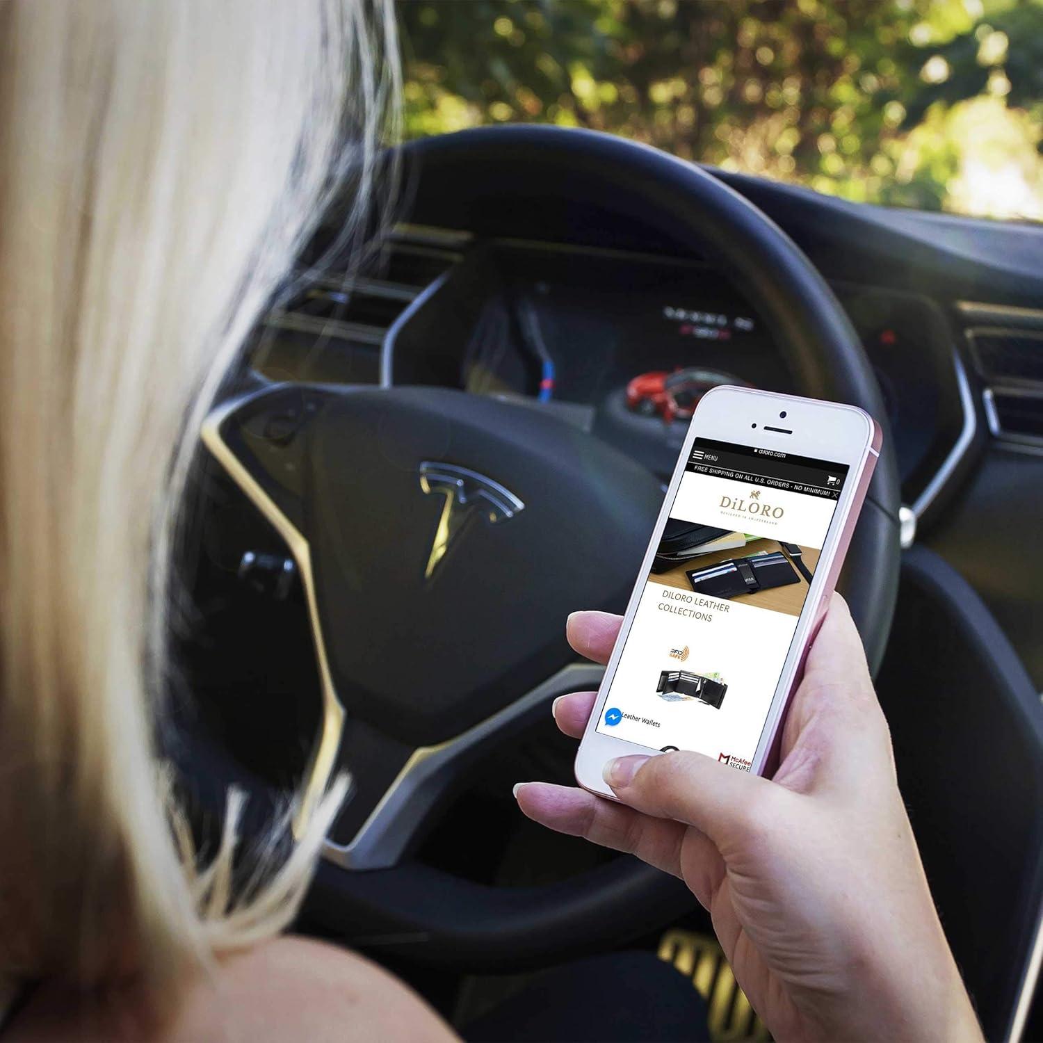 Billetera de Cuero Bifold DiLoro para Hombres con RFID