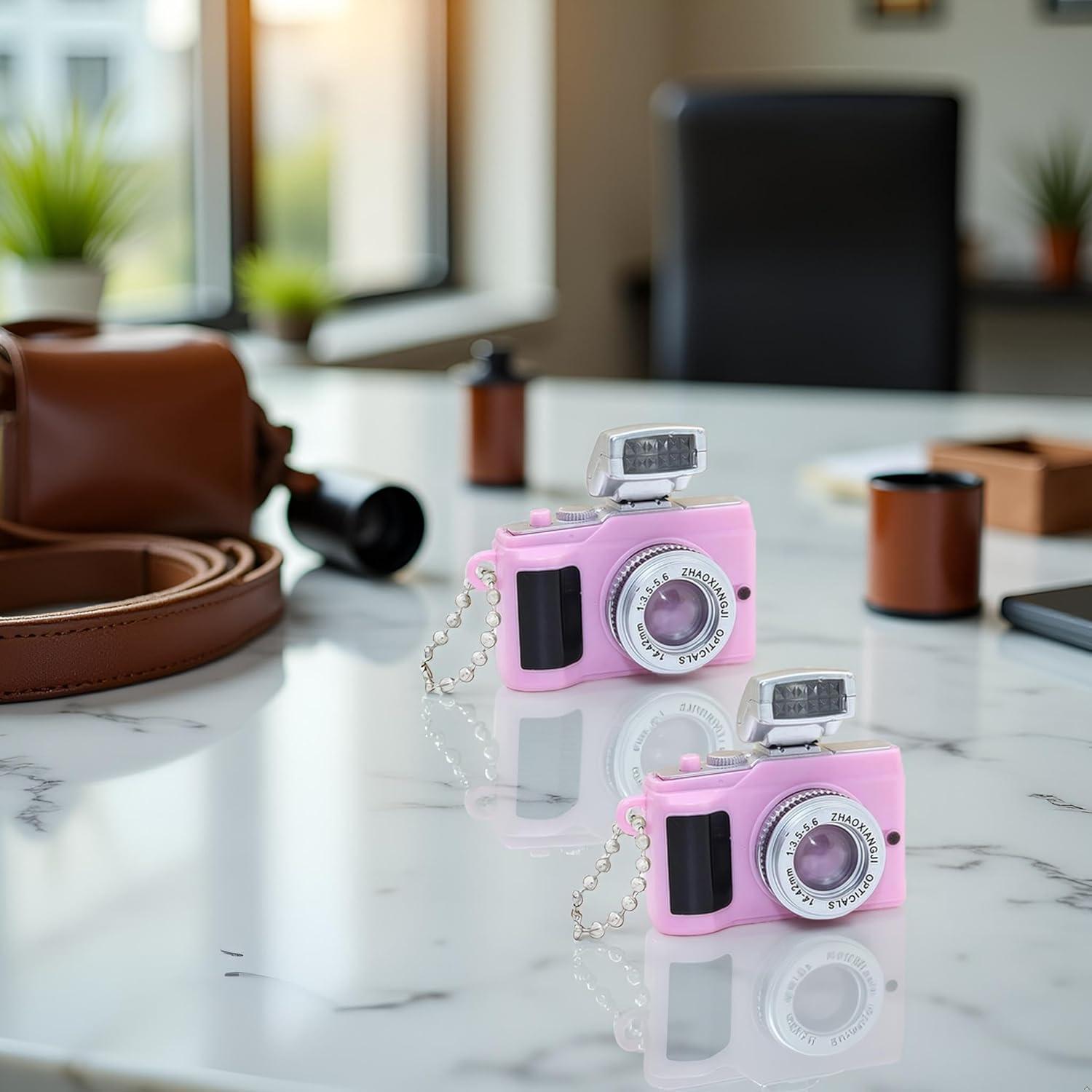 2 Pcs Llavero Mini Cámara Rosa con Linterna y Sonido