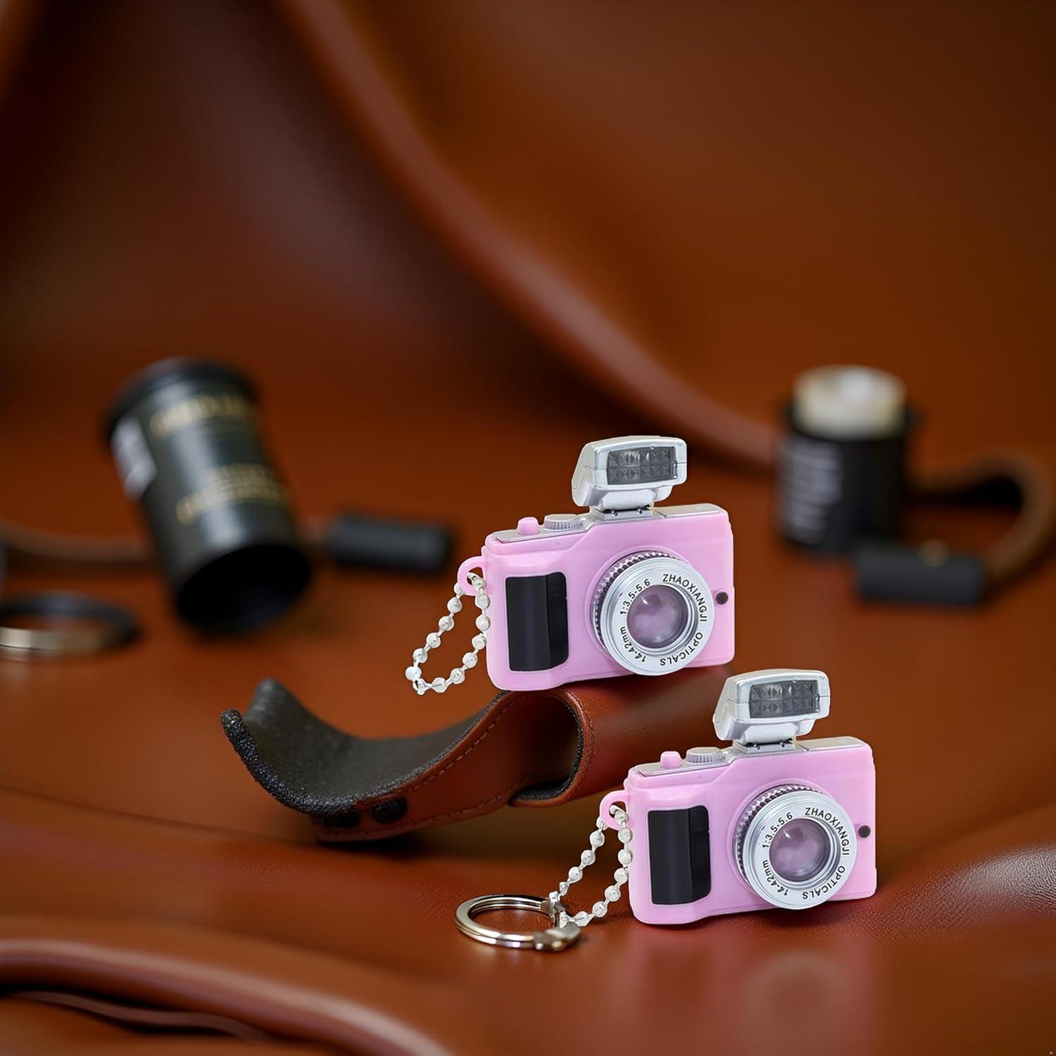 2 Pcs Llavero Mini Cámara Rosa con Linterna y Sonido