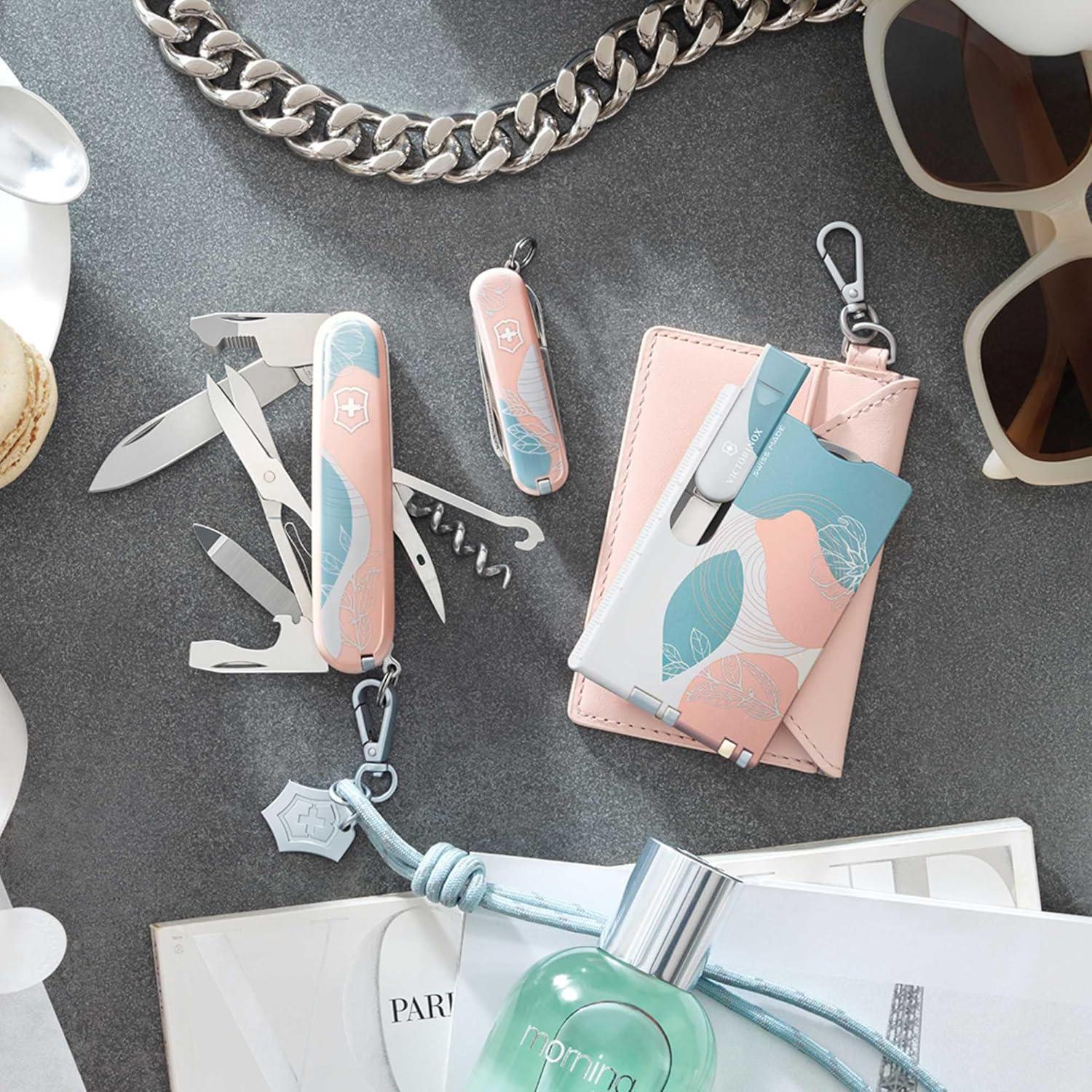 Cuchillo Suizo Victorinox Clásico SD 7 Funciones Estilo París