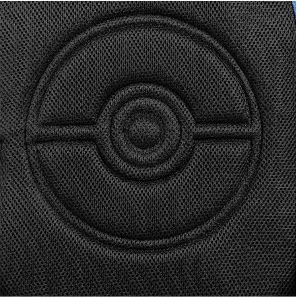 Mochila Pokémo Center Lucha Machamp 16.5x45.7x31.7 cm