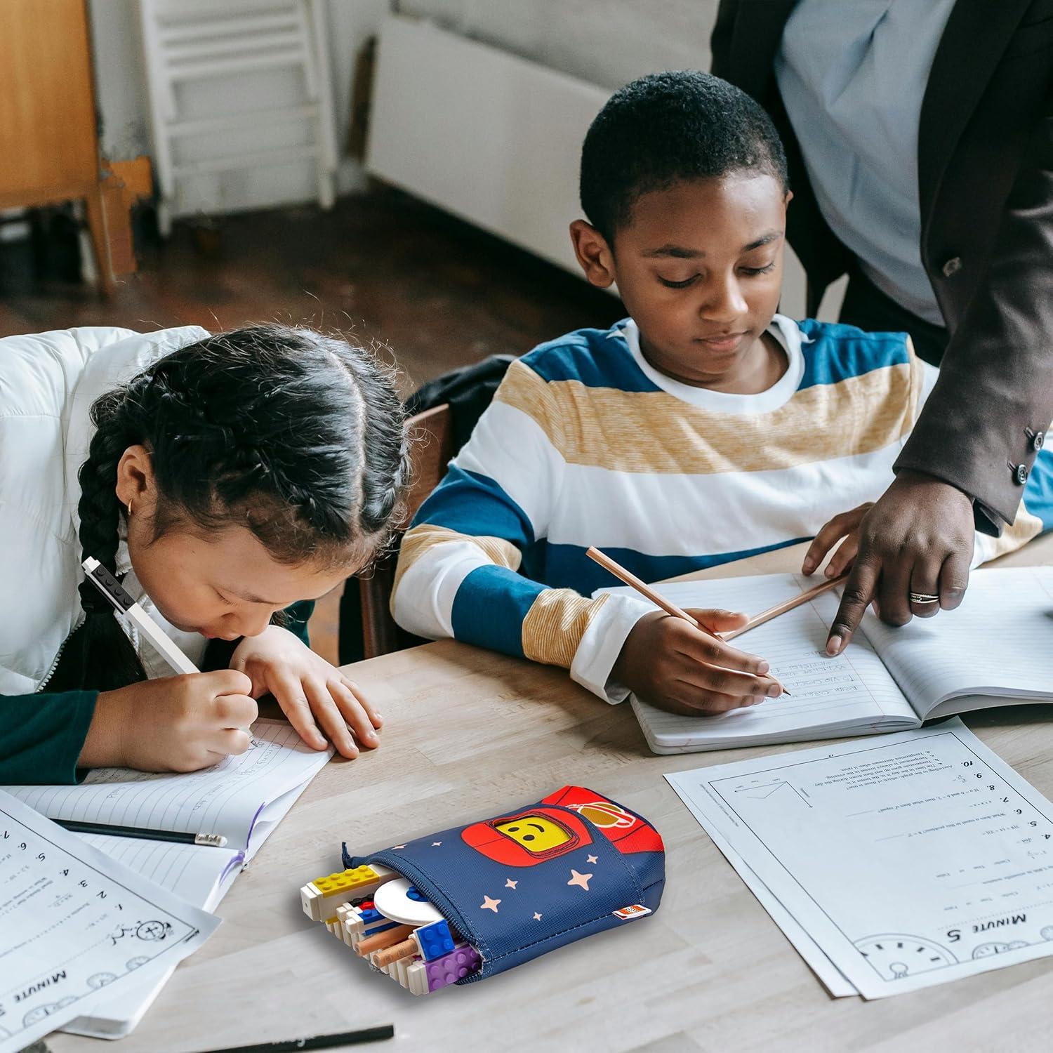 Estuche de Lápices Pop Up LEGO Astronauta - IQ 53434