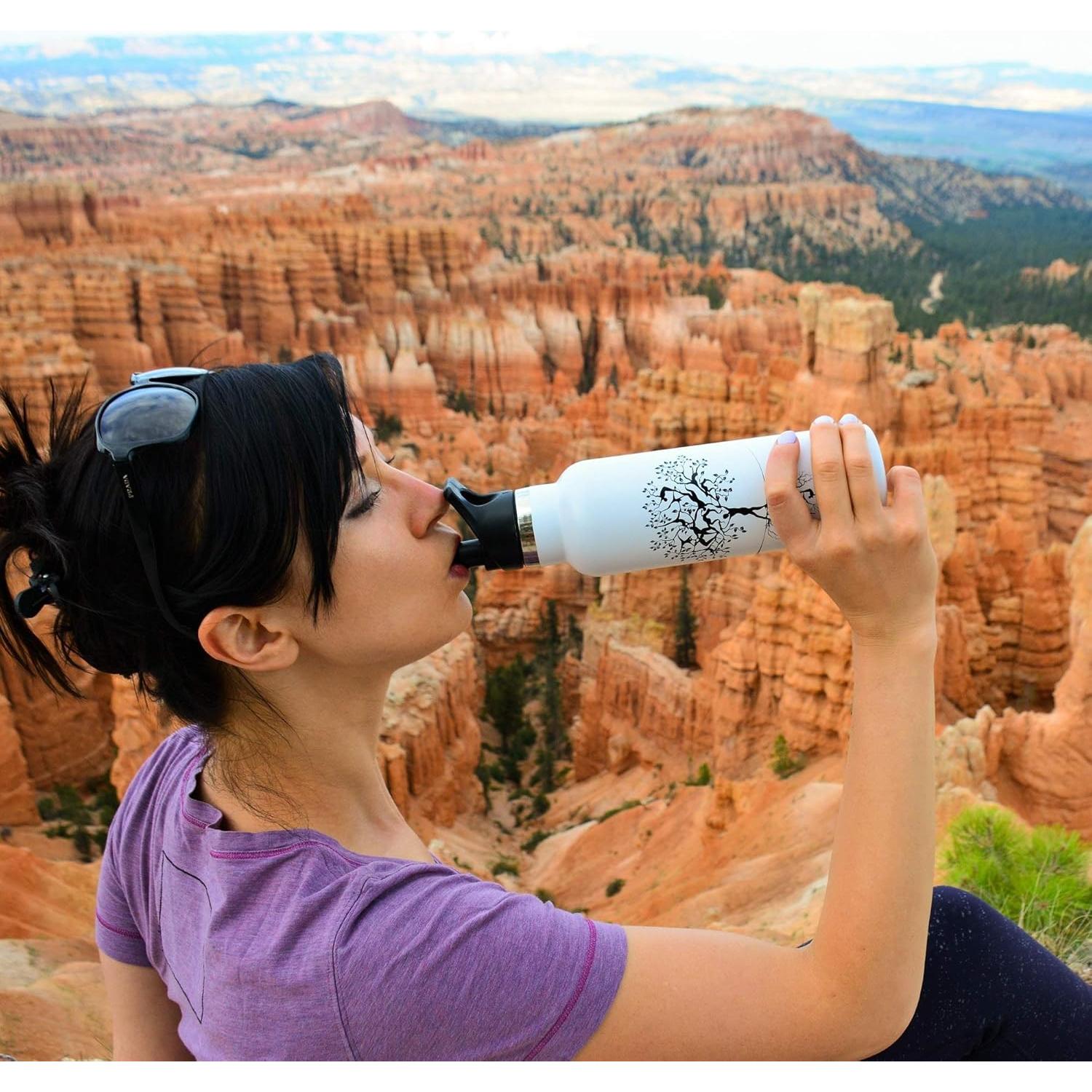 Botella de Agua Aislada Involve & Evolve 740 ml 3 Tapas