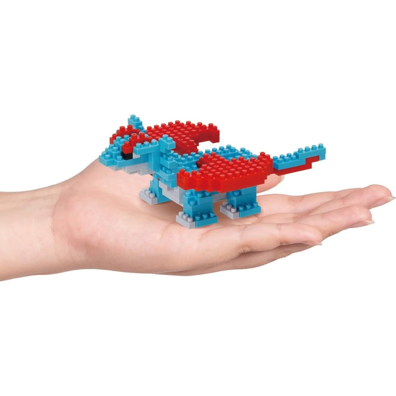 Nanoblock Salamence Pokémon - Kit de Construcción 200 Piezas