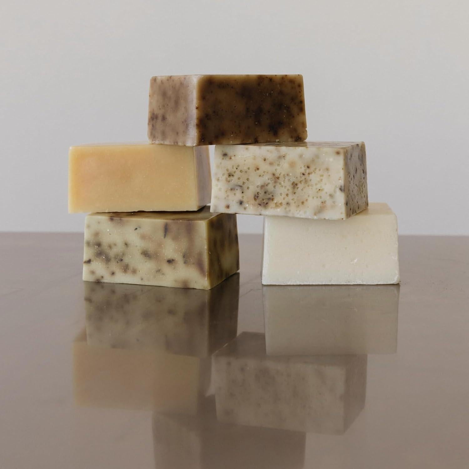 Jabón Natural Hidratante Solaz 139g para Cara y Cuerpo