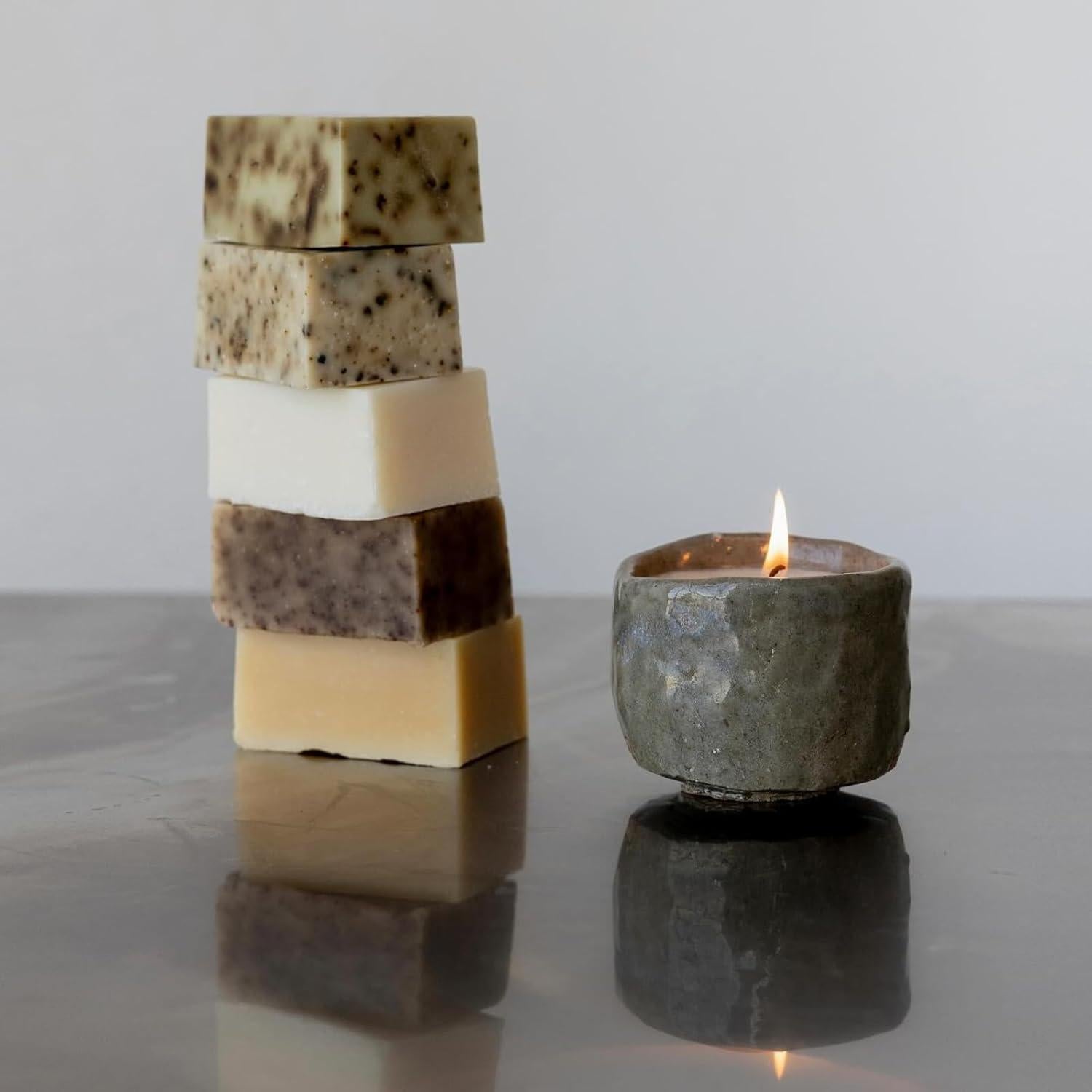 Jabón Natural Hidratante Solaz 139g para Cara y Cuerpo