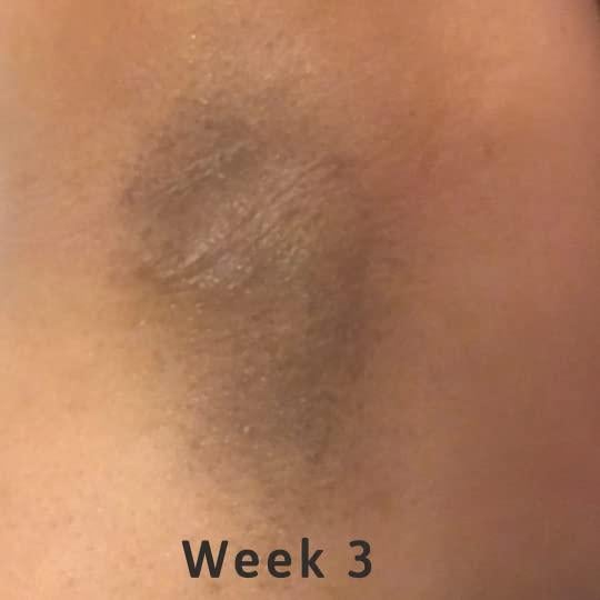 Exfoliante Corporal Iluminador Kathy Rose 142g con Cúrcuma