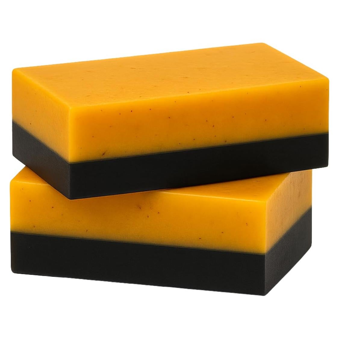 Paquete de 2 Jabones Naturales Cúrcuma y Carbón Activado 113g