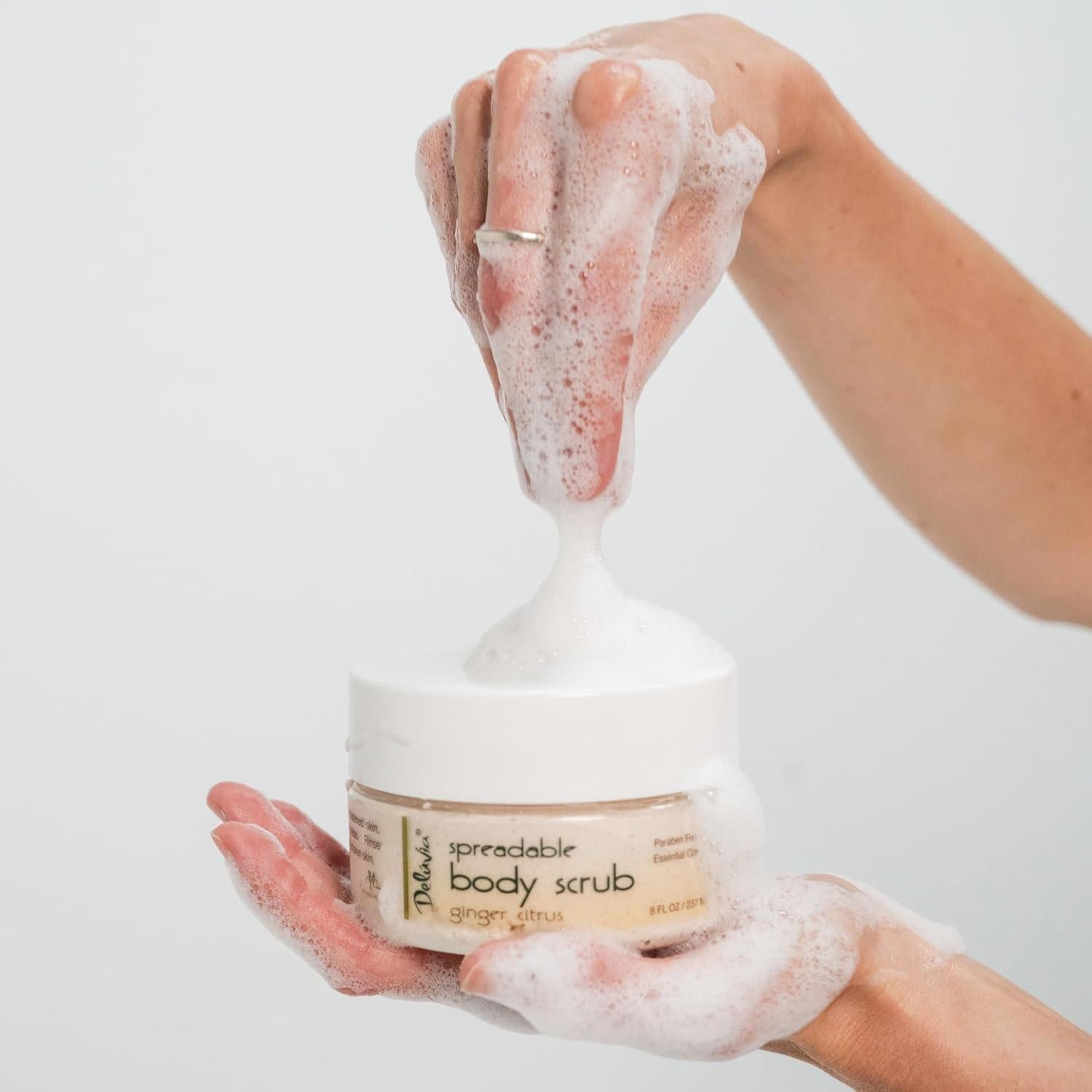 Exfoliante Corporal Hidratante Deluvia 113g x2 con Jengibre