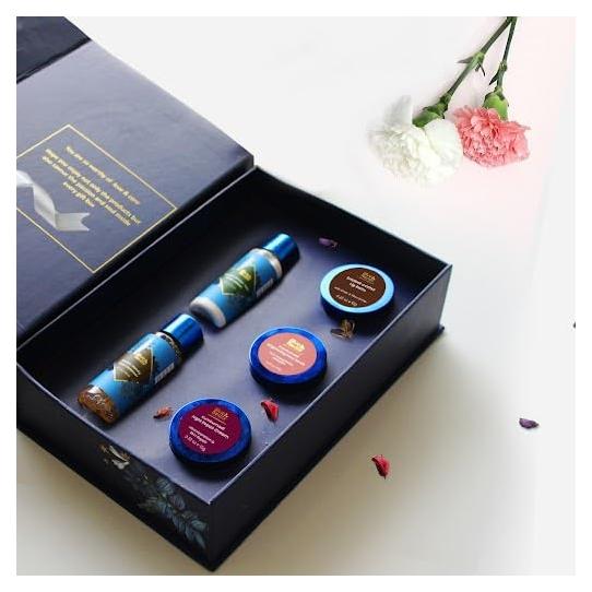 Juego de Regalo de Cuidado Facial Blue Nectar - 5 Productos