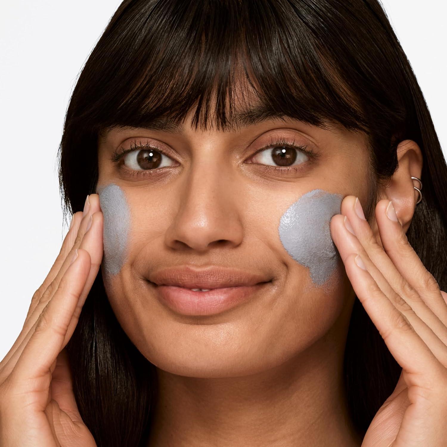 Mascarilla Exfoliante 2-en-1 Clinique Carbón 96.39 g