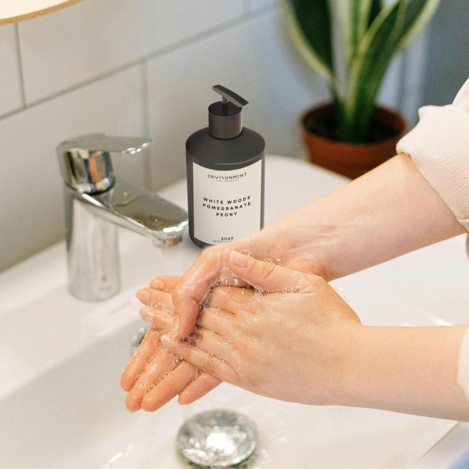 Jabón Líquido de Manos Entorno ARH 300ml - Maderas Blancas, Granada, Peonía