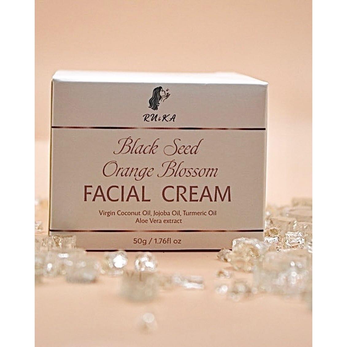 Crema Facial Hidratante Ruika Semilla Negra 52 ml