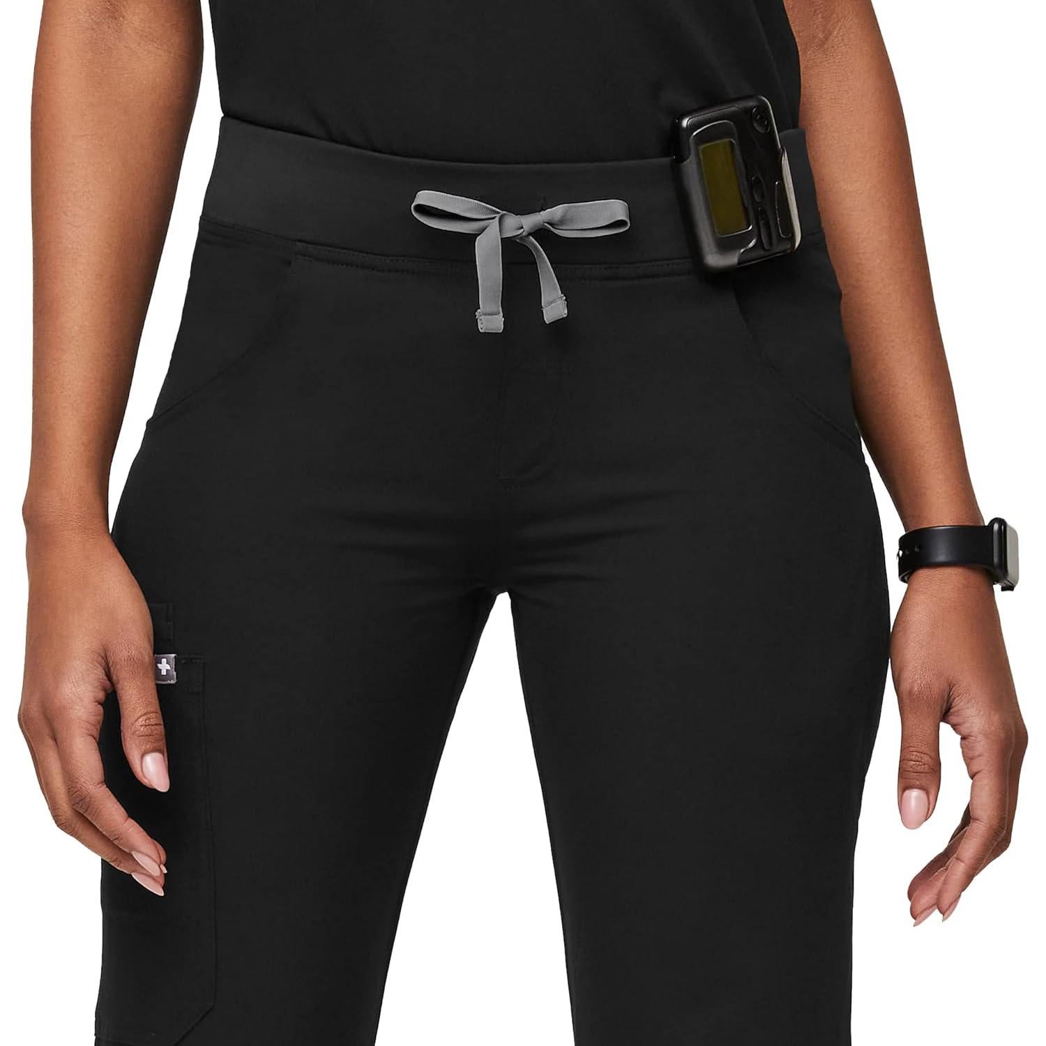 Pantalones de Scrub Cargo FIGS Kade para Mujeres - Negro, 4 Bolsillos