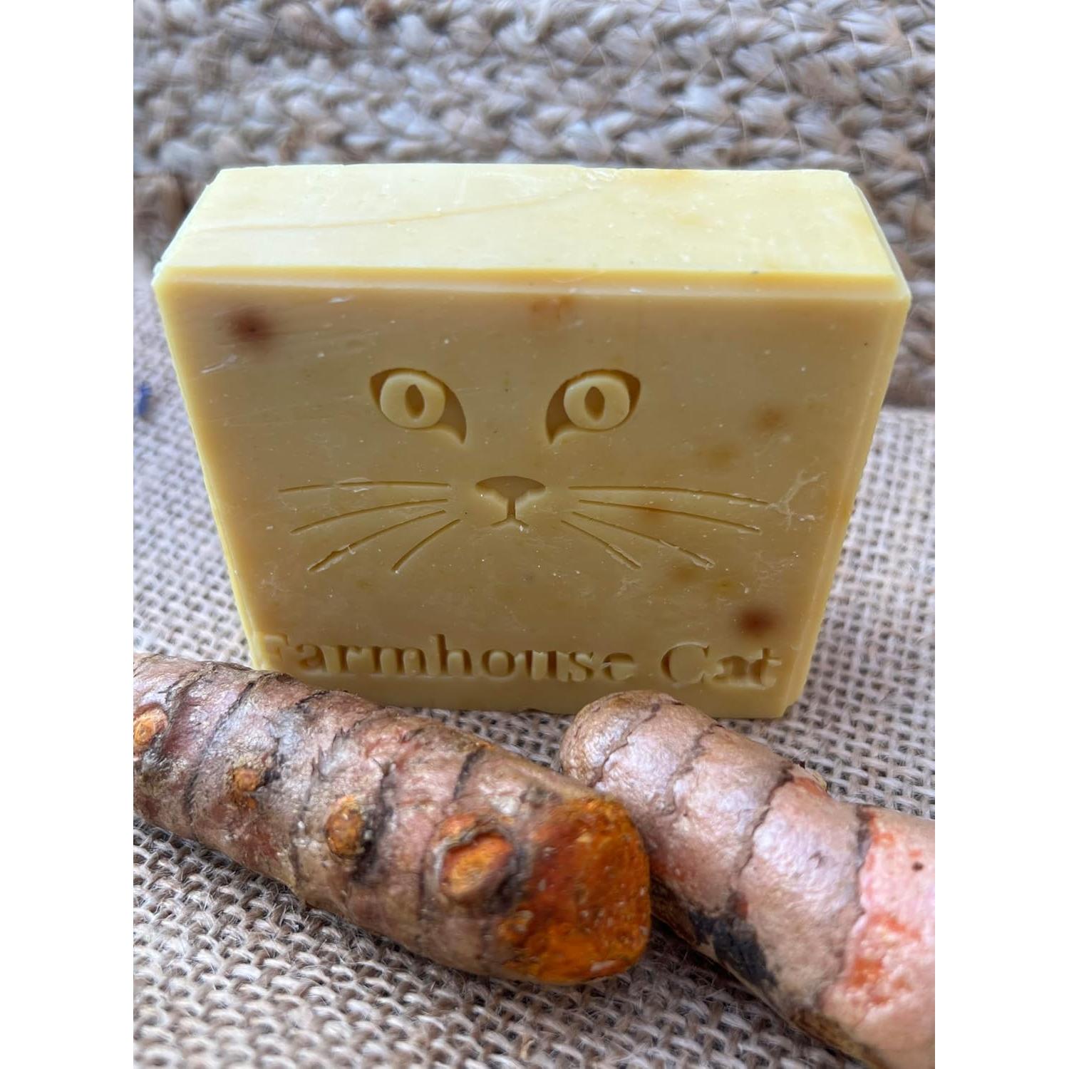 Jabón Artesanal de Cúrcuma y Jengibre con Miel - 113g