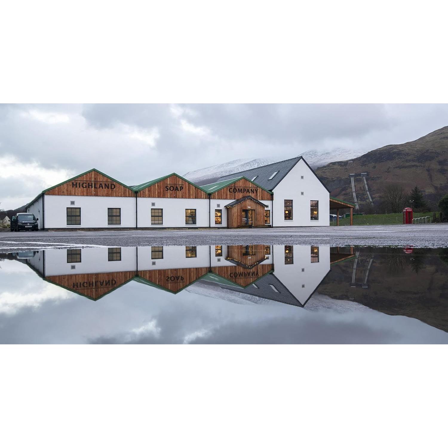 Loción Orgánica para Manos y Cuerpo Highland 300ml Enebro y Lima