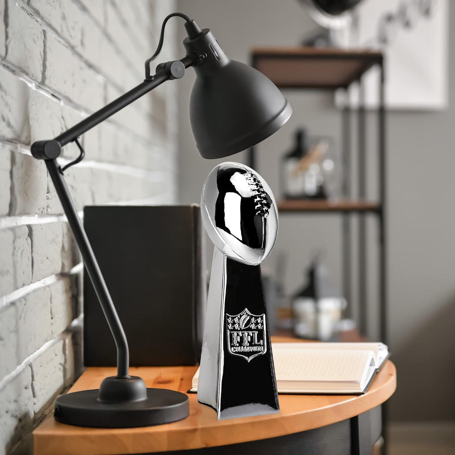 Trofeo de Fútbol Fantasía Spire Designs - Cromo 22.86 cm