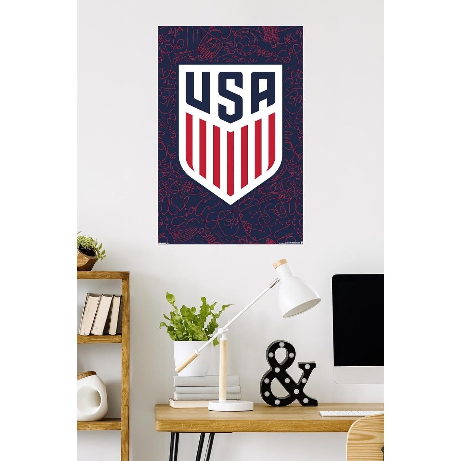 Póster de Pared US Soccer - Variante de Logo 25 Allposters 86.4x56.8 cm