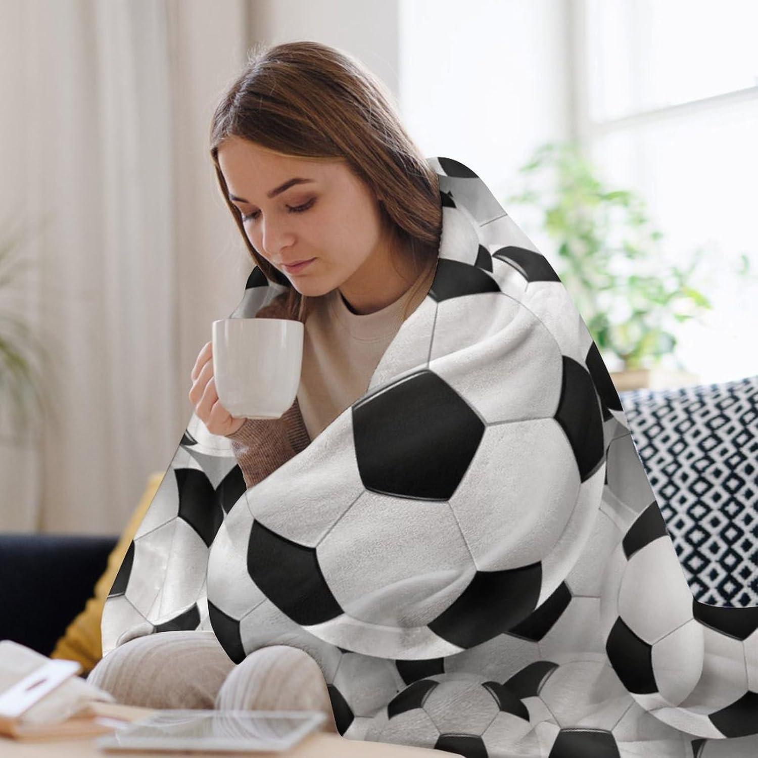 Manta de Fútbol Soccer ZLJKMFY 76x100cm Suave y Ligera