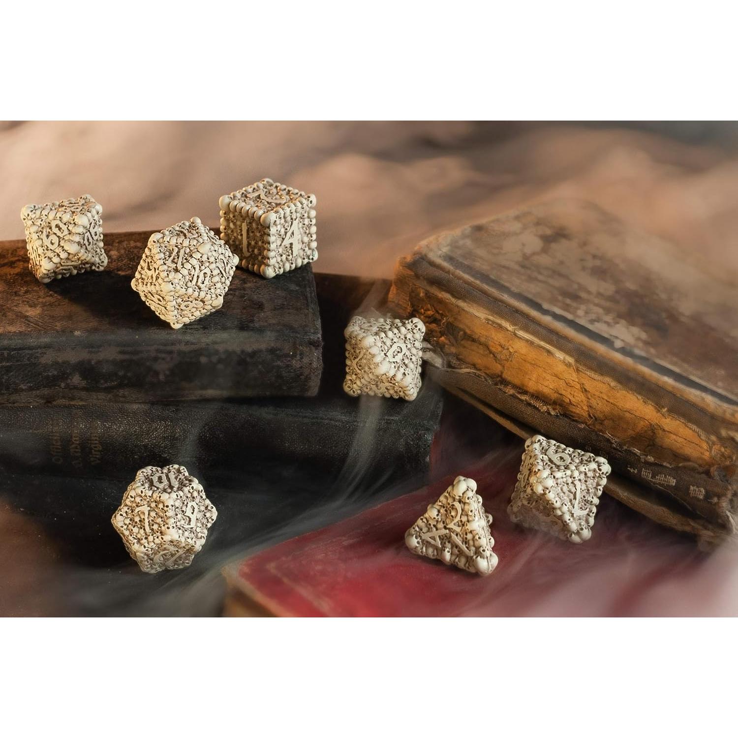 Juego de Dados Macabros Q-Workshop - 7 Piezas de Resina