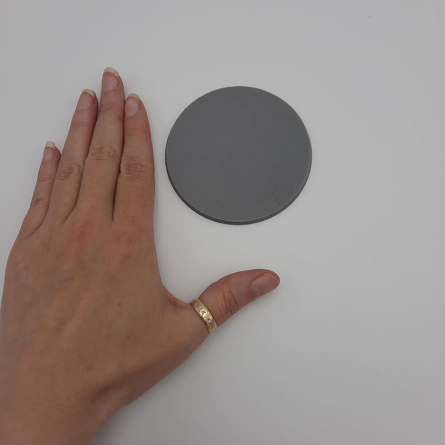 Bases Plásticas Grises para Miniaturas HERO 4x80 mm