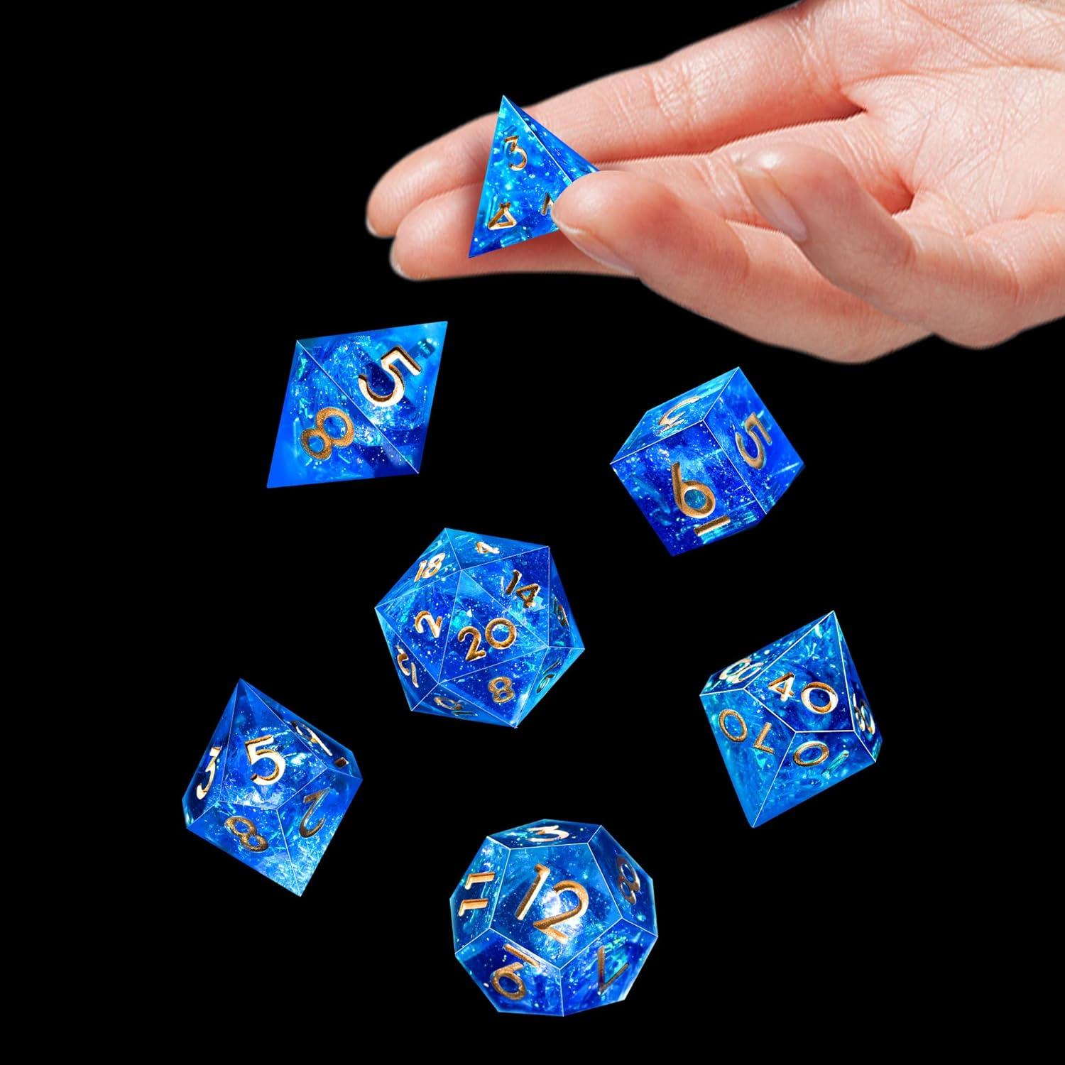 Juego de Dados DND AUSTOR 7 Caras Hecho a Mano Azul y Dorado