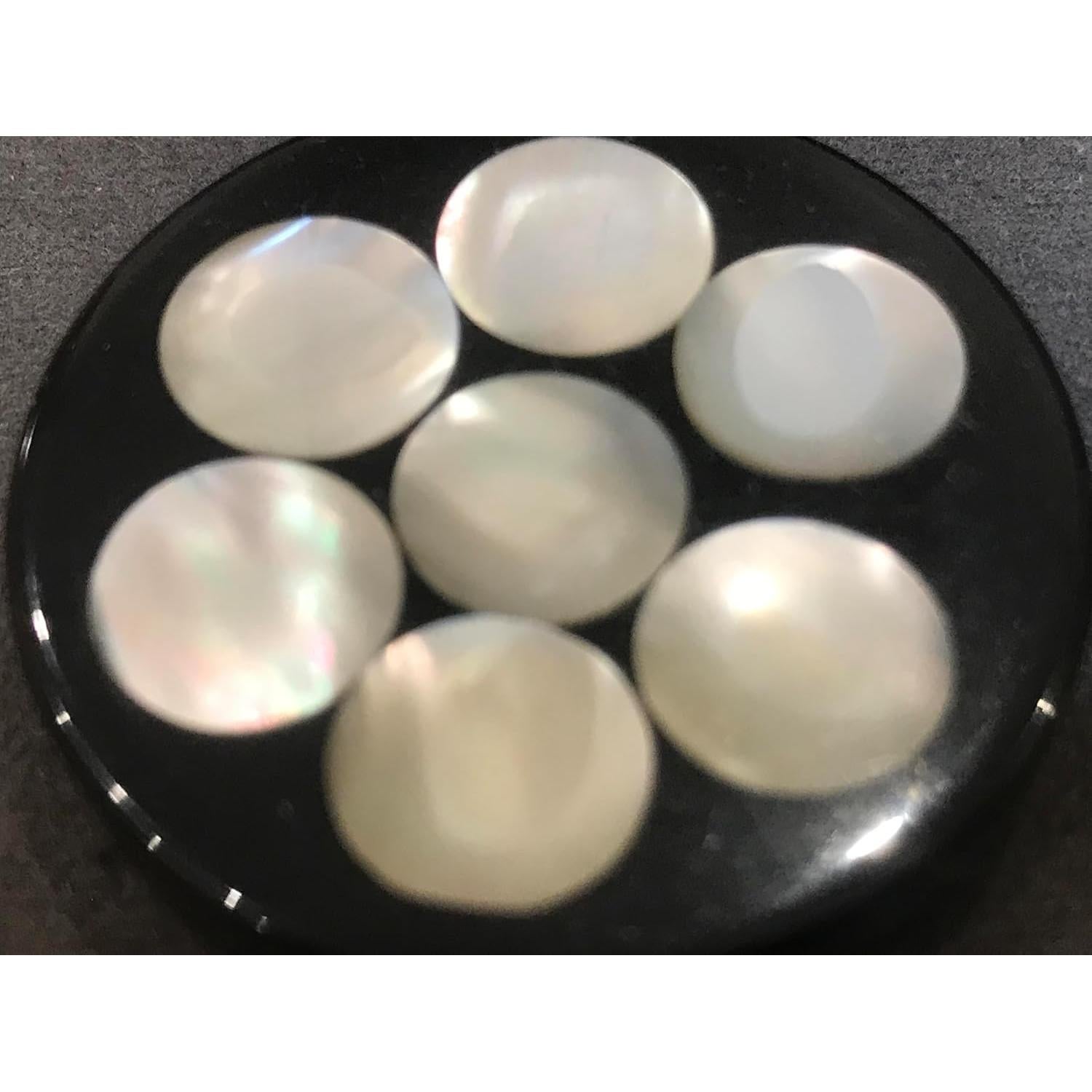 30 Fichas de Backgammon en Madreperla + 4 Dados - Taller Zayed