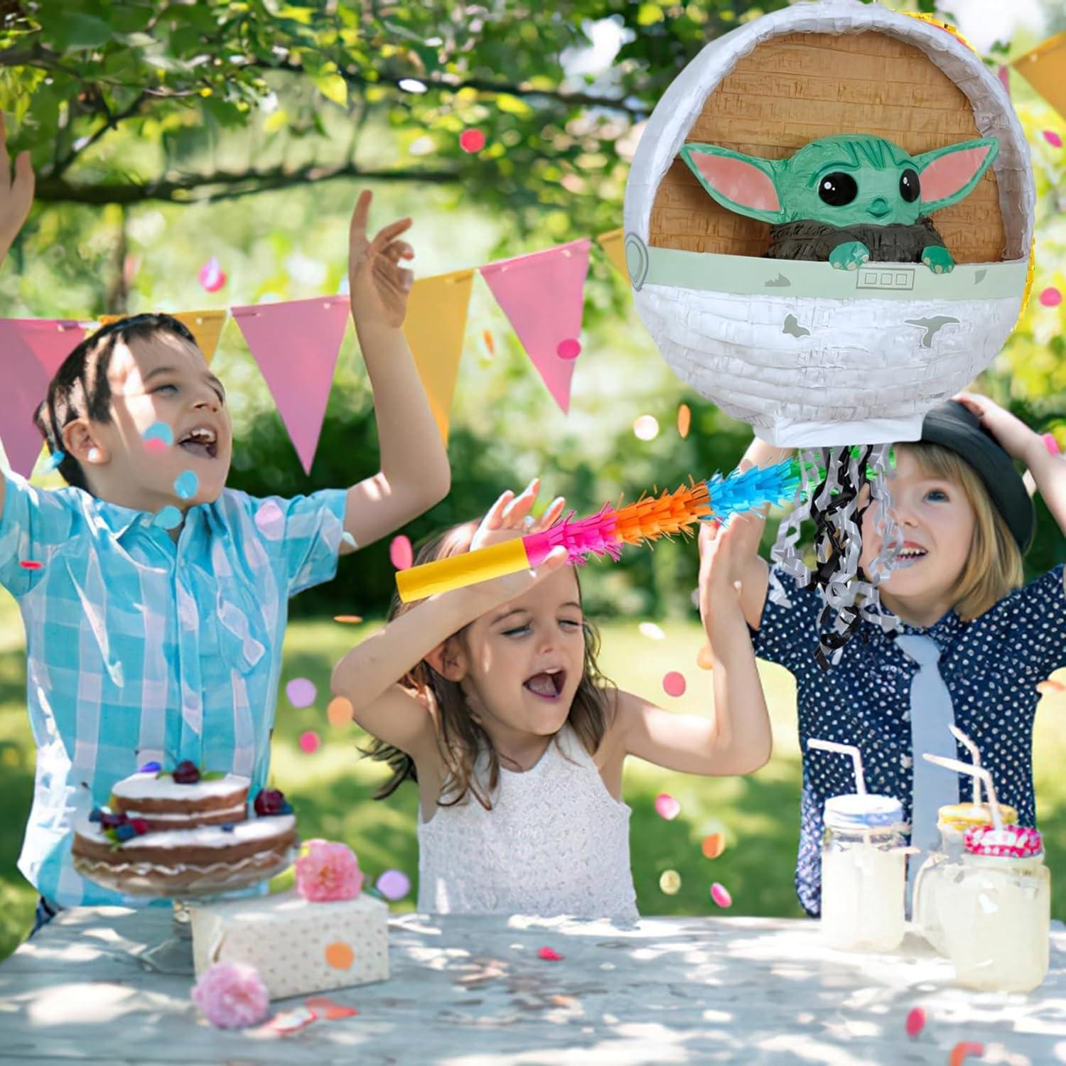 Piñata 3D Baby Yoda El Niño Mandaloriano Única 0.91 kg