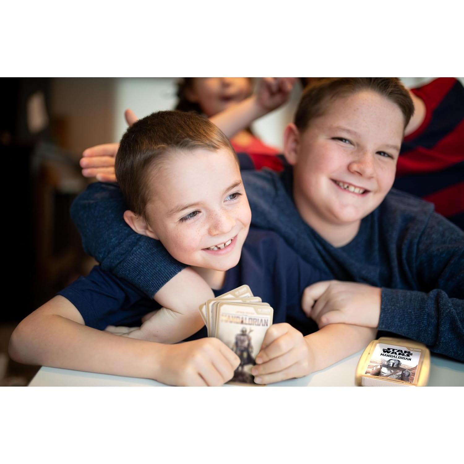 Juego de Cartas Star Wars Mandalorian Top Trumps - 2+ Jugadores