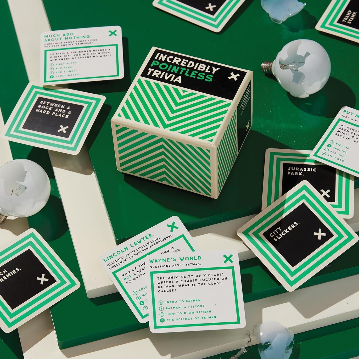 Juego de Trivia Increíblemente Inútil Brass Monkey - 200 Preguntas