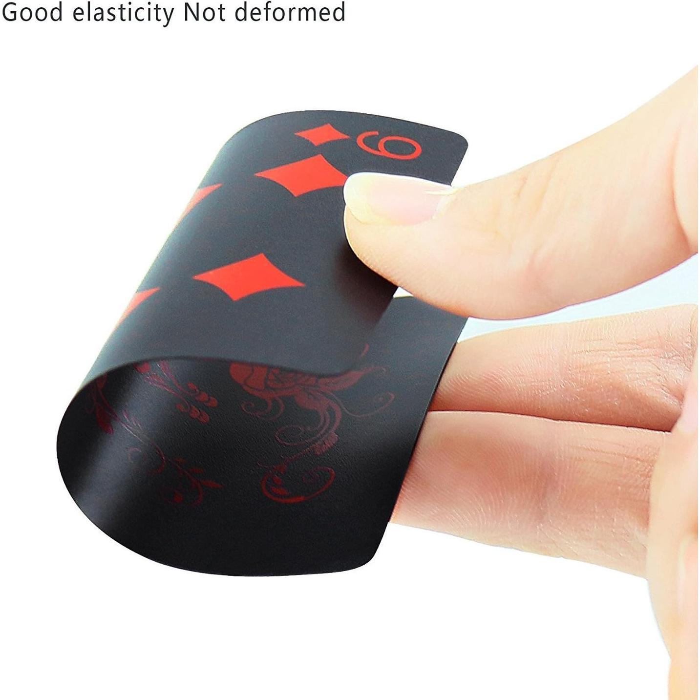 Cartas de Juego Impermeables Joyoldelf - Patrón Flores Negro PVC