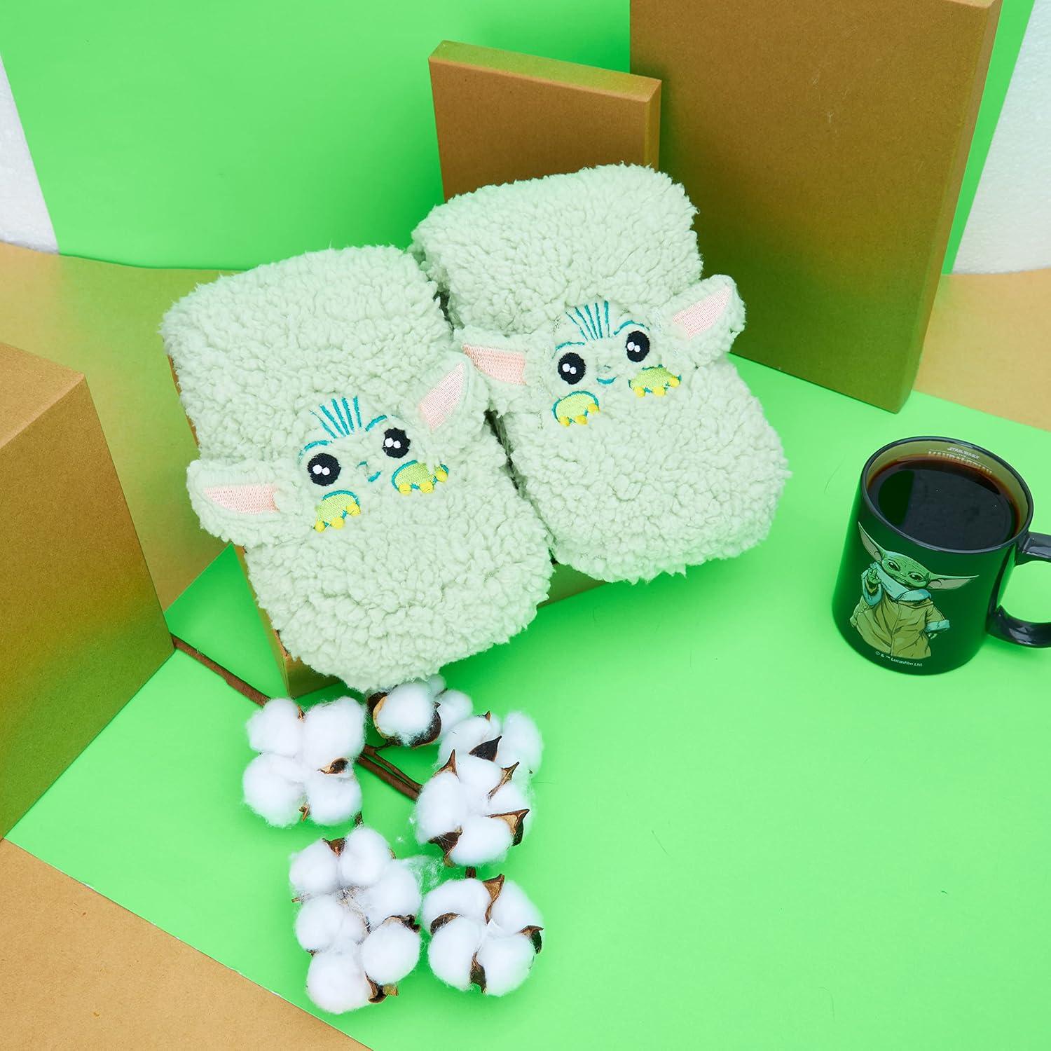 Calcetines Fluffy Disney para Mujeres Antideslizantes Verde