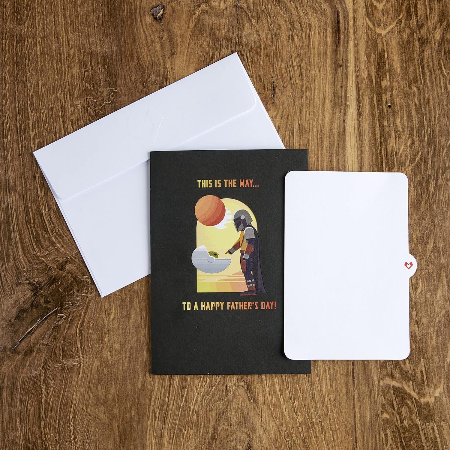 Tarjeta de saludo 3D Lovepop El Mandaloriano Día del Padre 12.7x17.8cm