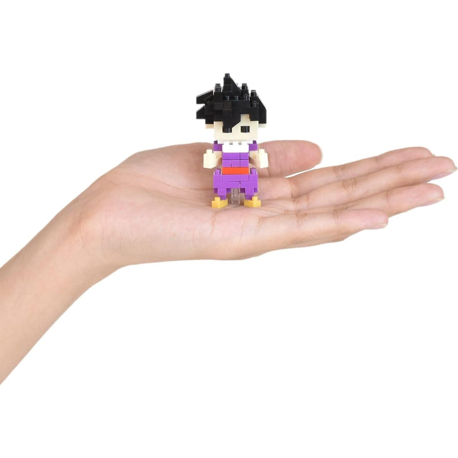 Nanoblock Gohan Dragon Ball Z 110 Piezas 5.8 cm