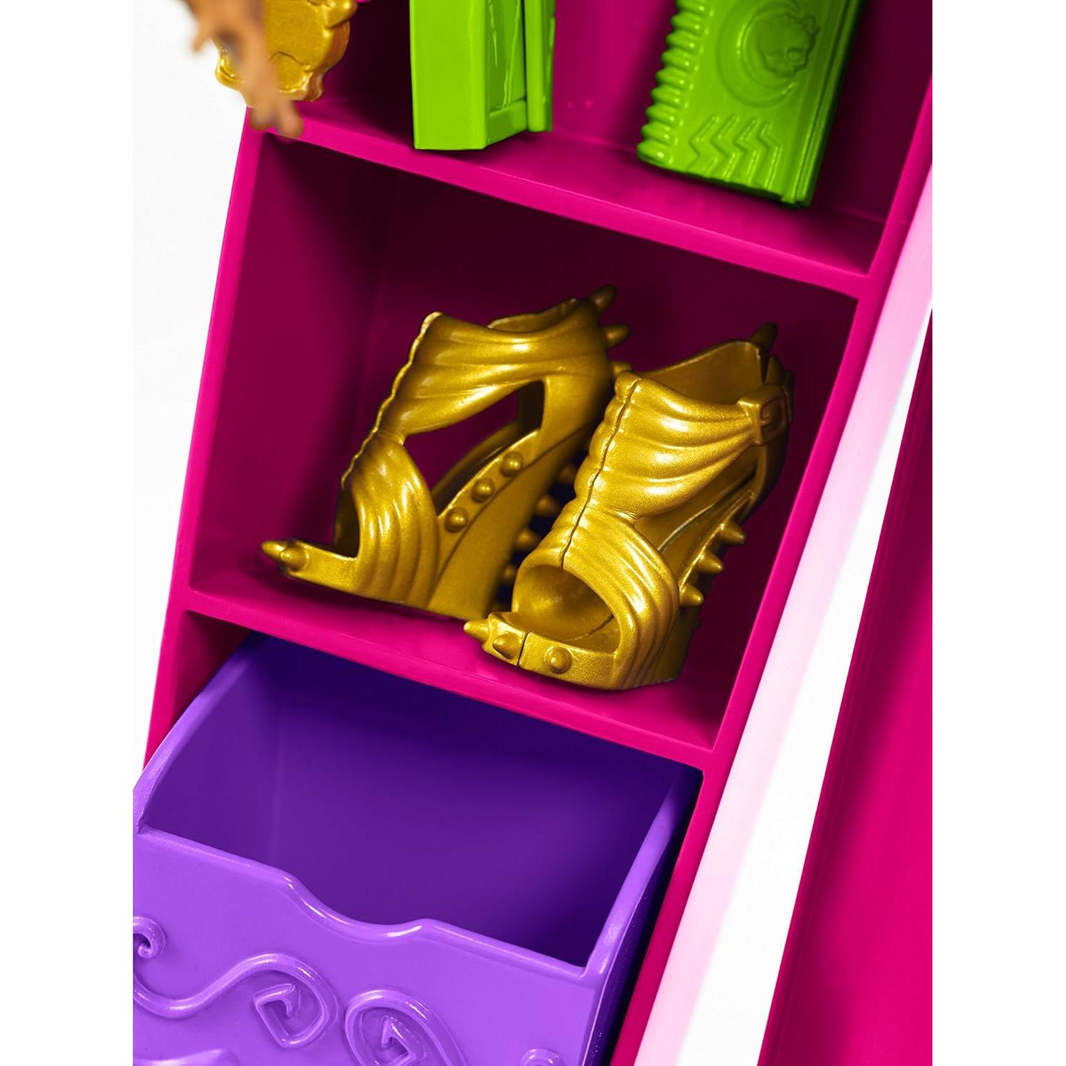 Muñeca Clawdeen Wolf con Taquilla Ghoul-La-La Monster High