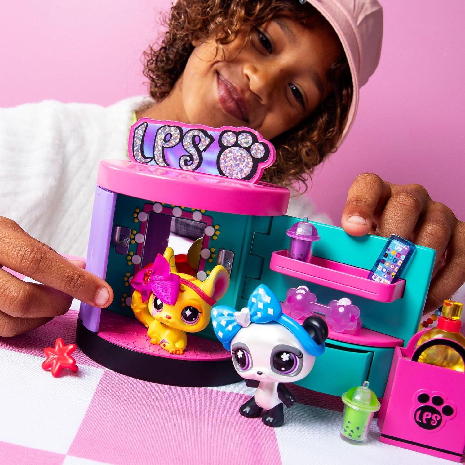 Littlest Pet Shop Boutique de Giro y Estilo - 3 Mascotas y 14 Accesorios
