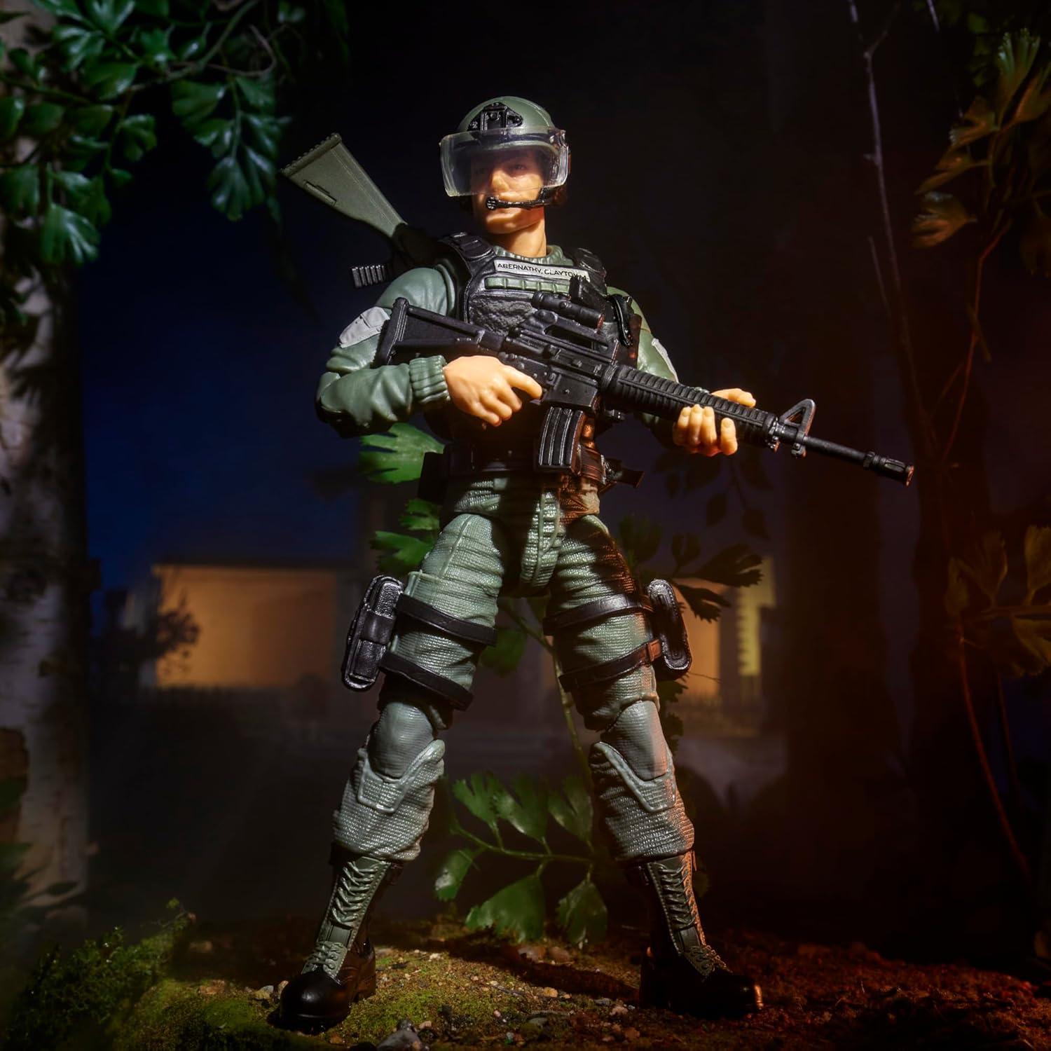 Figura de Acción G.I. Joe Clayton "Hawk" Abernathy 15 Accesorios